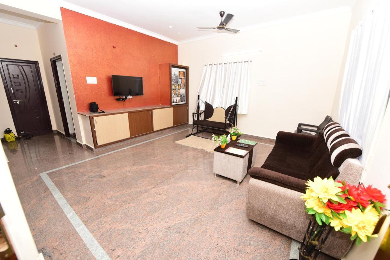 Sree Service Apartments Tirupati Exterior photo