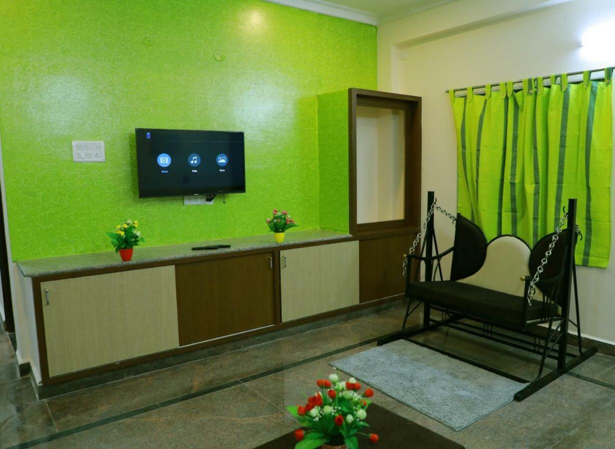 Sree Service Apartments Tirupati Exterior photo